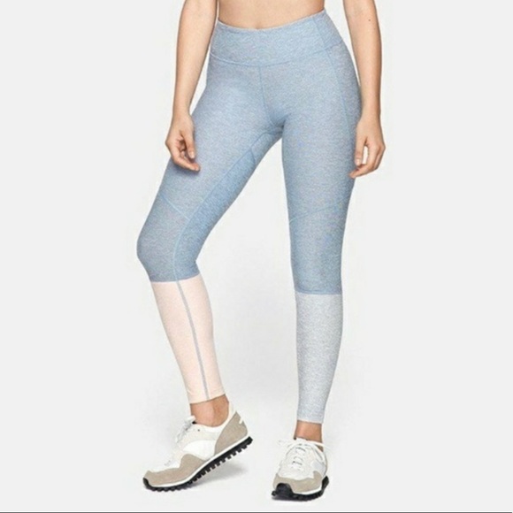 Outdoor Voices 7/8 Dipped Leggings - Rose Quartz - Picture 1 of 5